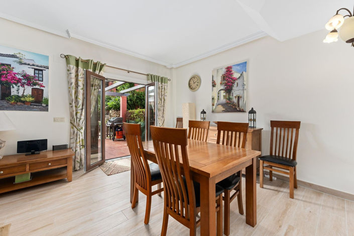 Image No.7-2 Bed Townhouse for sale