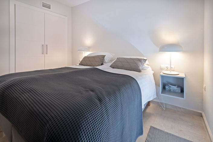 Image No.22-4 Bed Townhouse for sale