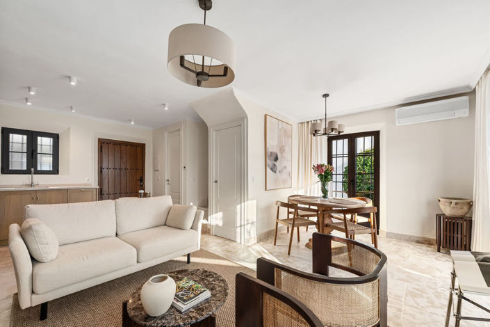 Image No.6-2 Bed Townhouse for sale