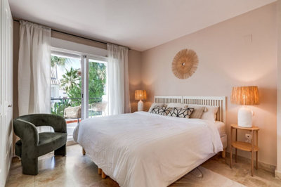 v1j1ujnt0ll9-467d0cee5b725f3ef65f102a0c2e69c0