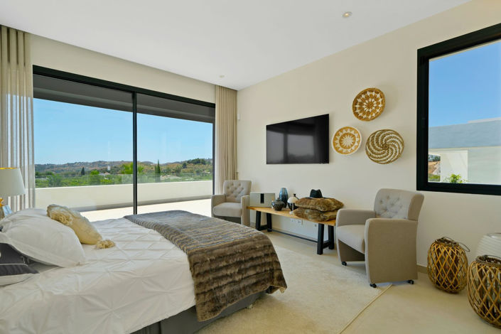 Image No.17-4 Bed Villa for sale