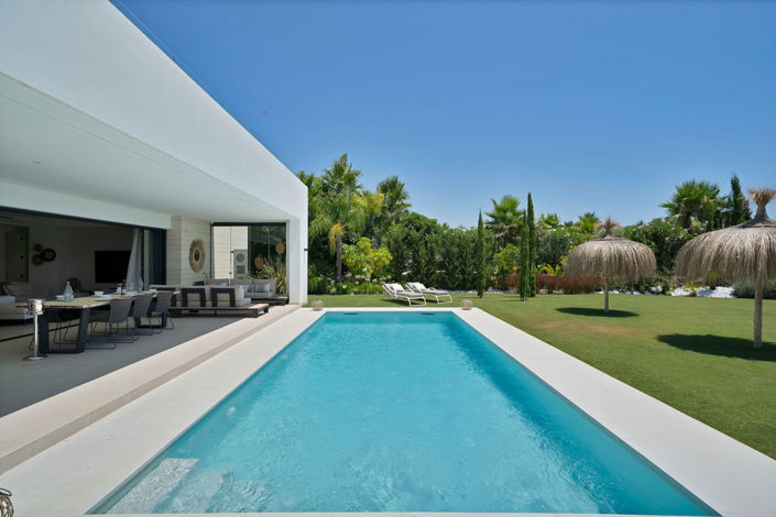 Image No.3-4 Bed Villa for sale