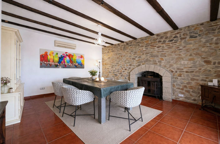 Image No.7-7 Bed Villa for sale