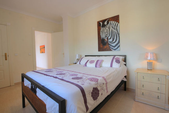 Image No.9-7 Bed Villa for sale