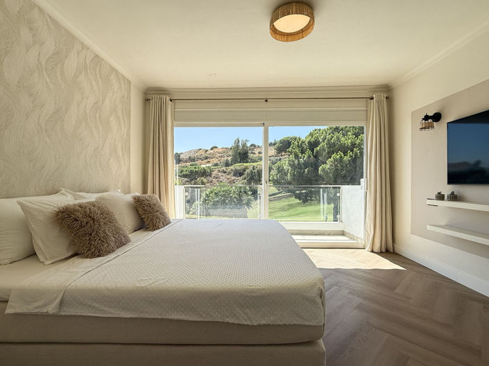 Image No.18-3 Bed Villa for sale