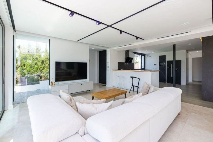 Image No.7-3 Bed Villa for sale