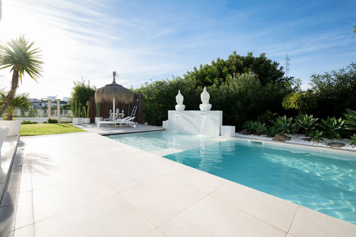 Image No.3-5 Bed Villa for sale