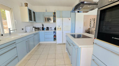 6dpruysuvjl8-e64a9055bba3e77ac8aca3b893cdf826