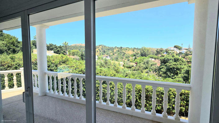 Image No.7-Villa de 4 chambres à vendre à Calahonda