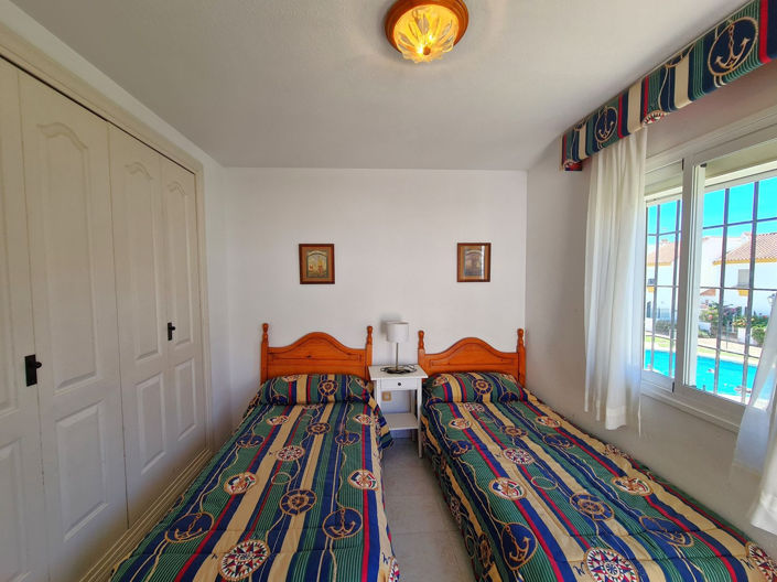 Image No.14-3 Bed Townhouse for sale