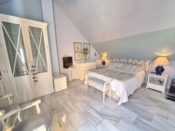 hoklu0jmm9e30-5e8634ec9576c9ad4825a6dec5b5d37