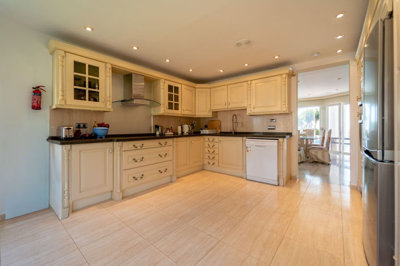 g5sixw2cy4m33-f37a7fab00fce6ff6b895520b67d6d6