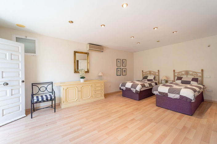 Image No.21-5 Bed Villa for sale