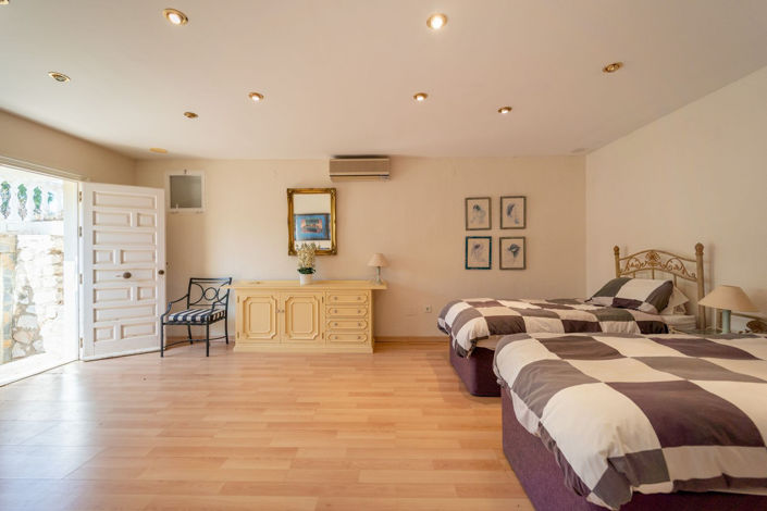 Image No.22-5 Bed Villa for sale