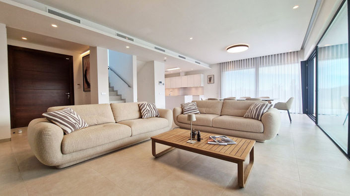 Image No.6-4 Bed Villa for sale