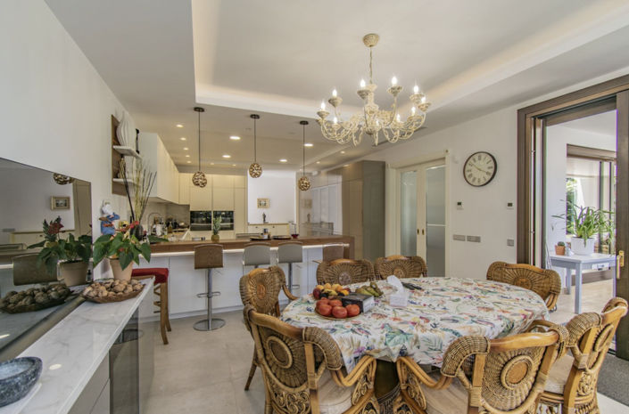 Image No.10-Villa de 6 chambres à vendre à Guadalmina