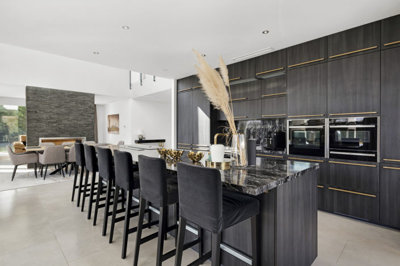 yrieg2rl6110-bb915d1cb19341576dcdc994b81ab9c5