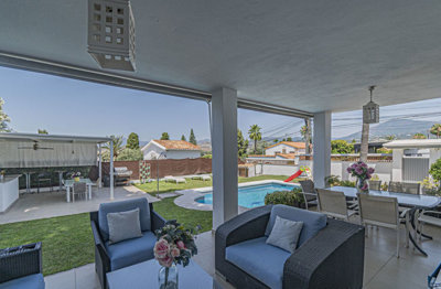 yka0k79xl910-bb915d1cb19341576dcdc994b81ab9c5