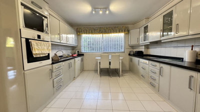 4wkglf1alem9-467d0cee5b725f3ef65f102a0c2e69c0