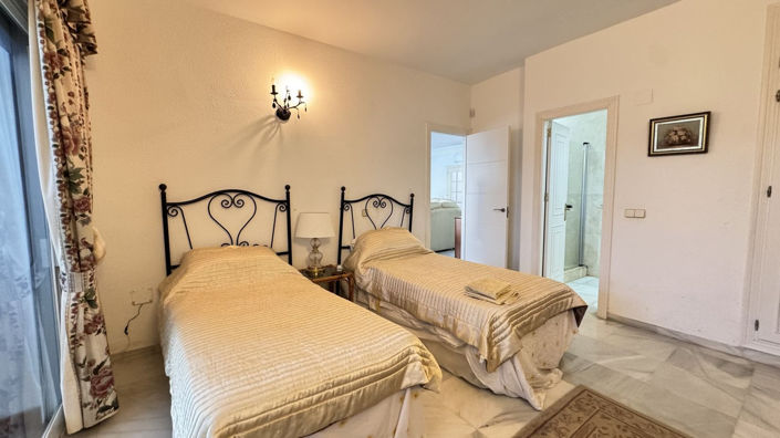 Image No.14-Villa de 4 chambres à vendre à El Paraiso