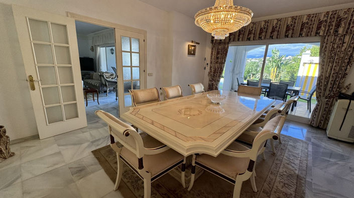 Image No.9-Villa de 4 chambres à vendre à El Paraiso