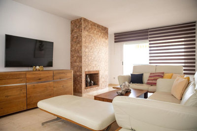 p1qh2cj4vw2-5bd7b9d04b45e33852eaf0ec6670150d