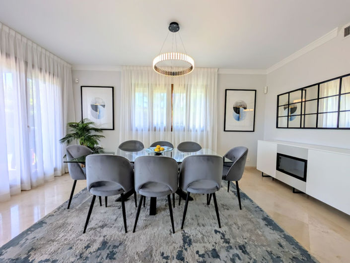 Image No.15-4 Bed Townhouse for sale