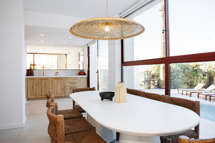 Image No.12-5 Bed Townhouse for sale