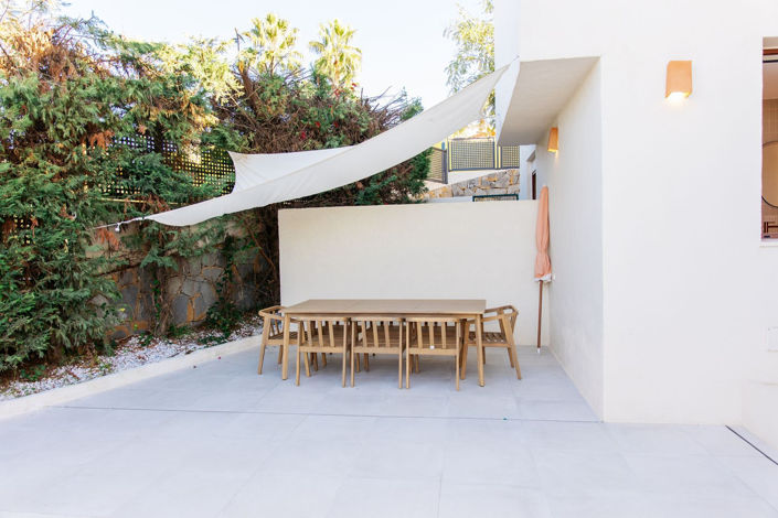 Image No.7-5 Bed Townhouse for sale