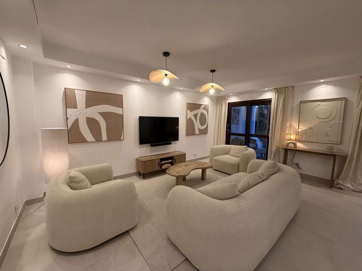 Image No.10-4 Bed Townhouse for sale