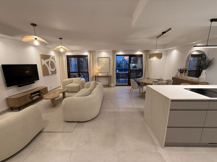 Image No.11-4 Bed Townhouse for sale