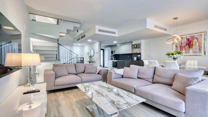 Image No.7-3 Bed Townhouse for sale