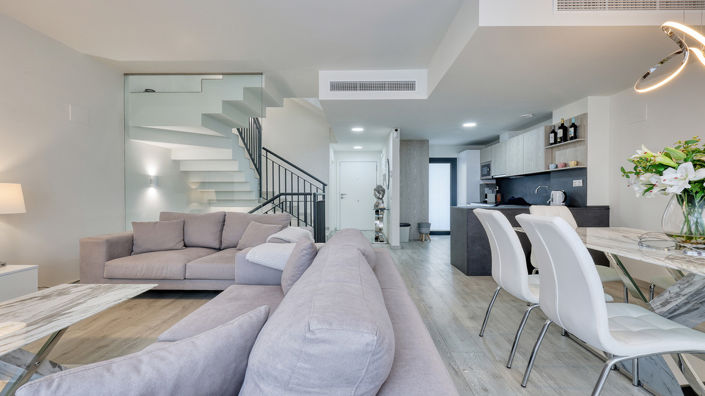 Image No.8-3 Bed Townhouse for sale