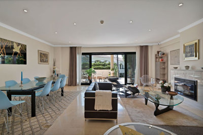 s6kzed2s8xs1-7980e48d732b6fc85c14b43b94d2aa54