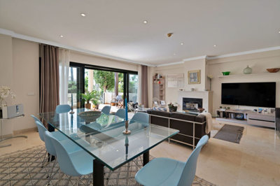 7uzuiqbncvd2-5bd7b9d04b45e33852eaf0ec6670150d