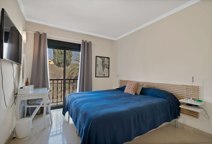 Image No.19-3 Bed Townhouse for sale