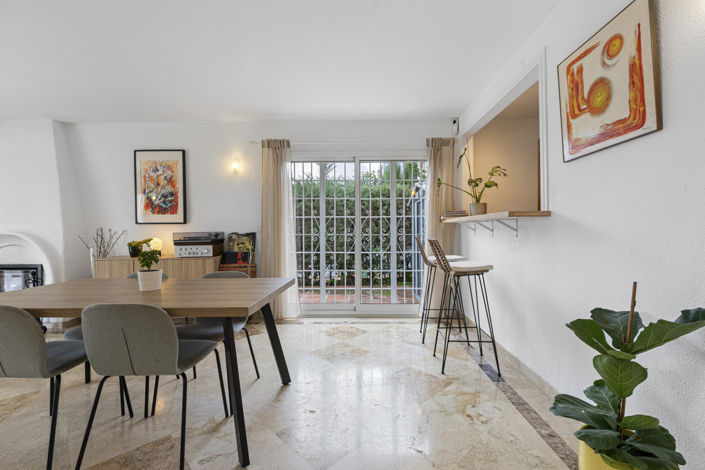 Image No.11-3 Bed Townhouse for sale