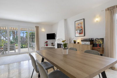 x4f07y0zljh13-5fd73dea700db77384c091ca9818b1a