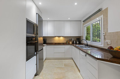 x2pz5oed41c10-bb915d1cb19341576dcdc994b81ab9c