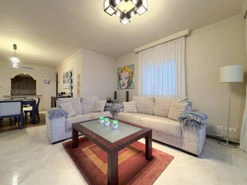 g9vo2g62d44-c23c0f86247804fa50226aecd8b0b2c8