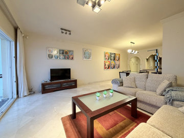 v6syjhqheb5-3595ad71cbd87be6c3643a4285ef4791