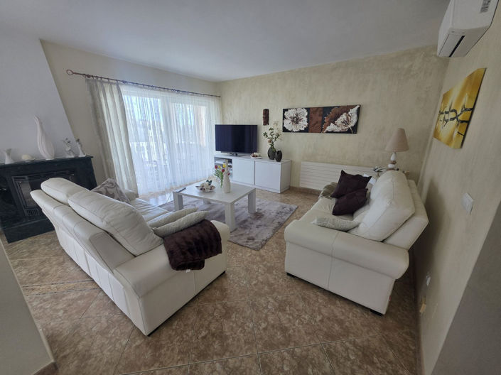 Image No.7-2 Bed Villa for sale