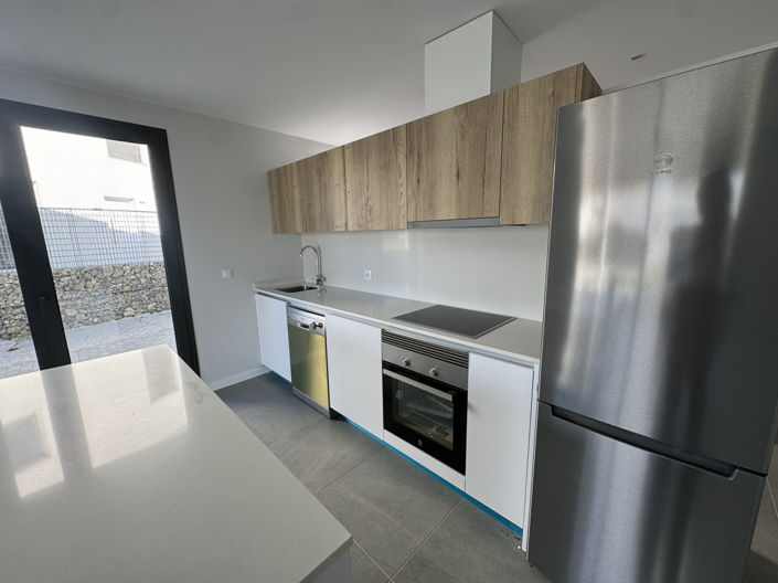 Image No.5-4 Bed Townhouse for sale