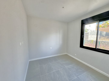 96a4myr6qge9-467d0cee5b725f3ef65f102a0c2e69c0