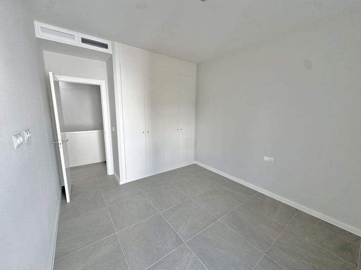 Image No.8-4 Bed Townhouse for sale