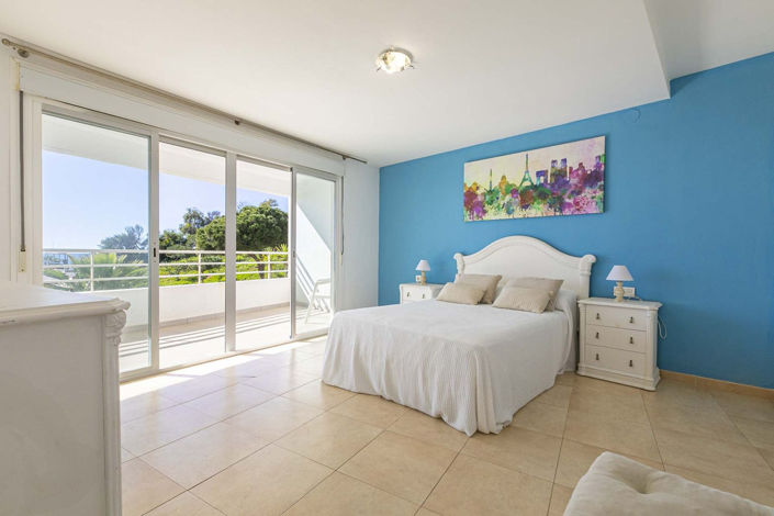 Image No.12-2 Bed Apartment for sale