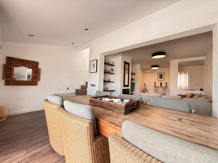 Image No.10-3 Bed Townhouse for sale