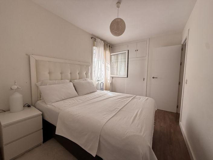 Image No.14-3 Bed Townhouse for sale