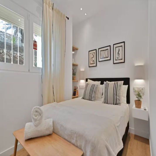 Image No.10-6 Bed Villa for sale