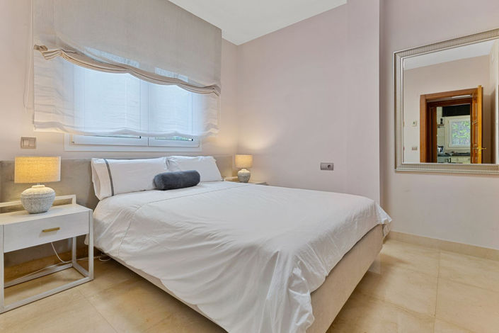 Image No.15-6 Bed Villa for sale